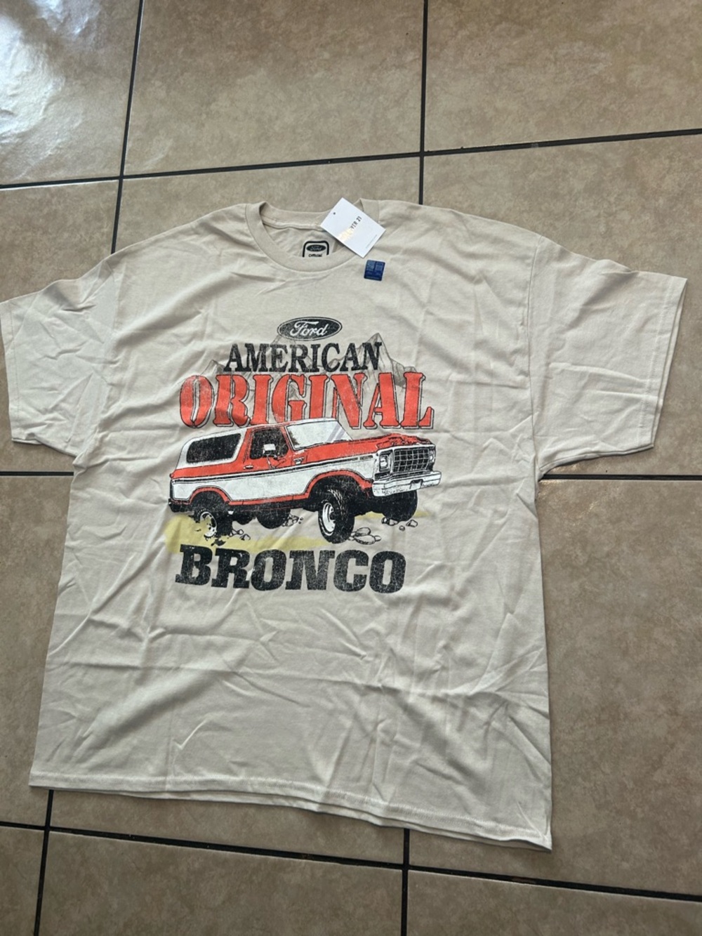 Men’s t-shirt XXL 100%cotton (NWT) (b2)